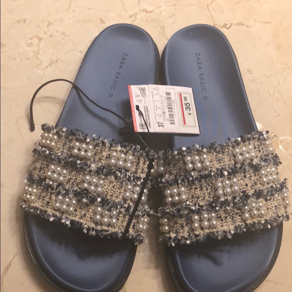 Zara slides Blue with Pearls